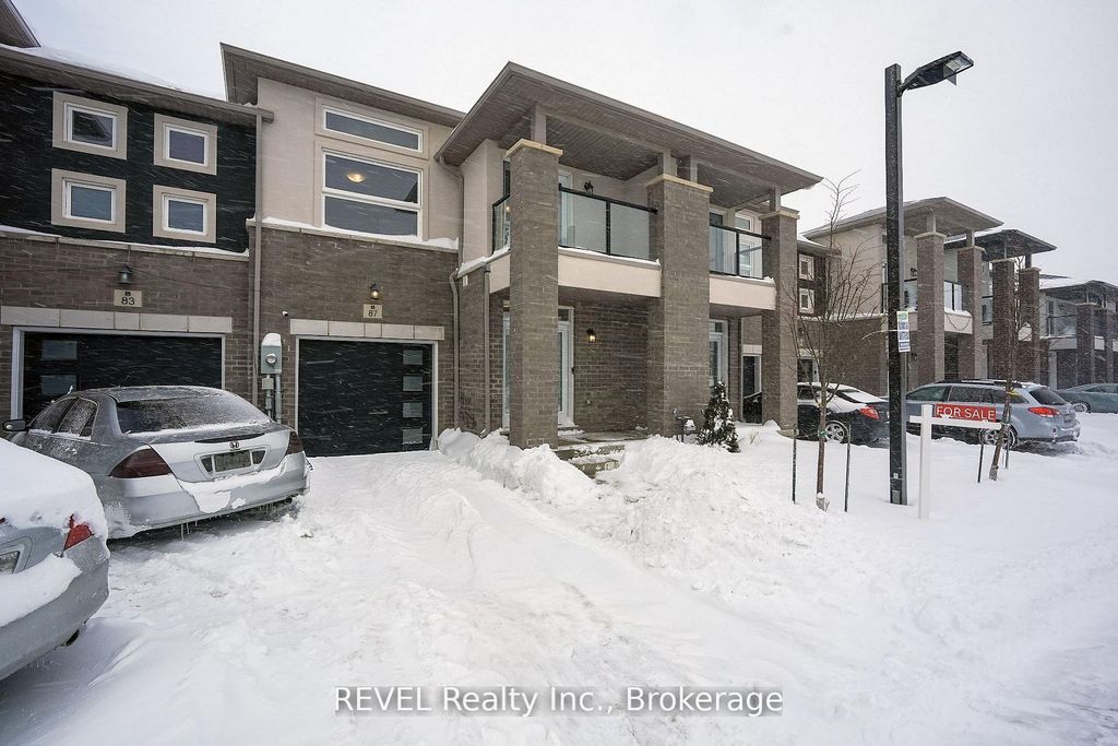 Photo of 87 Renfrew Trail, Welland, ON L3C 0K2 (MLS # X12957192)