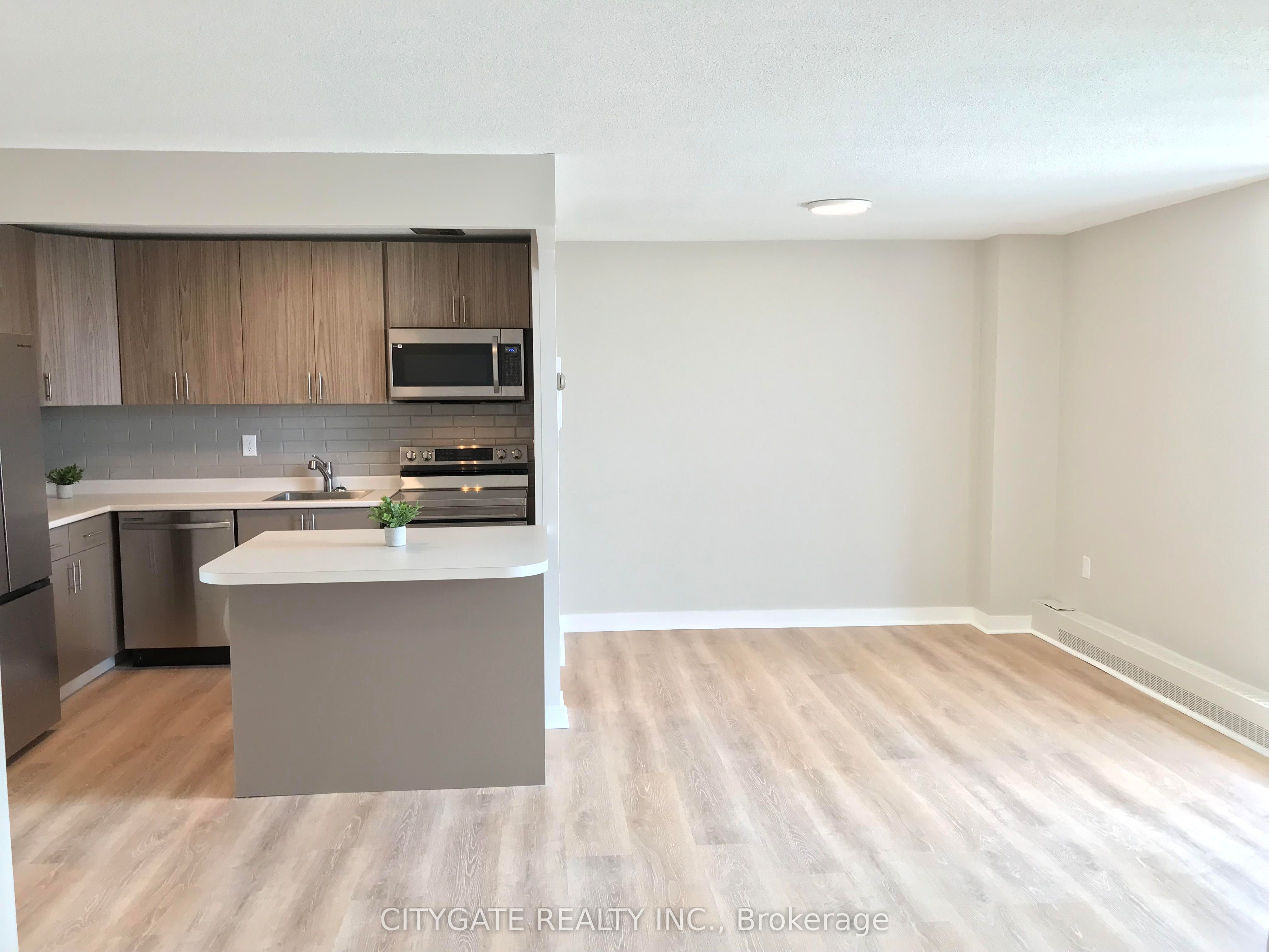 1100 Caven Street PH10