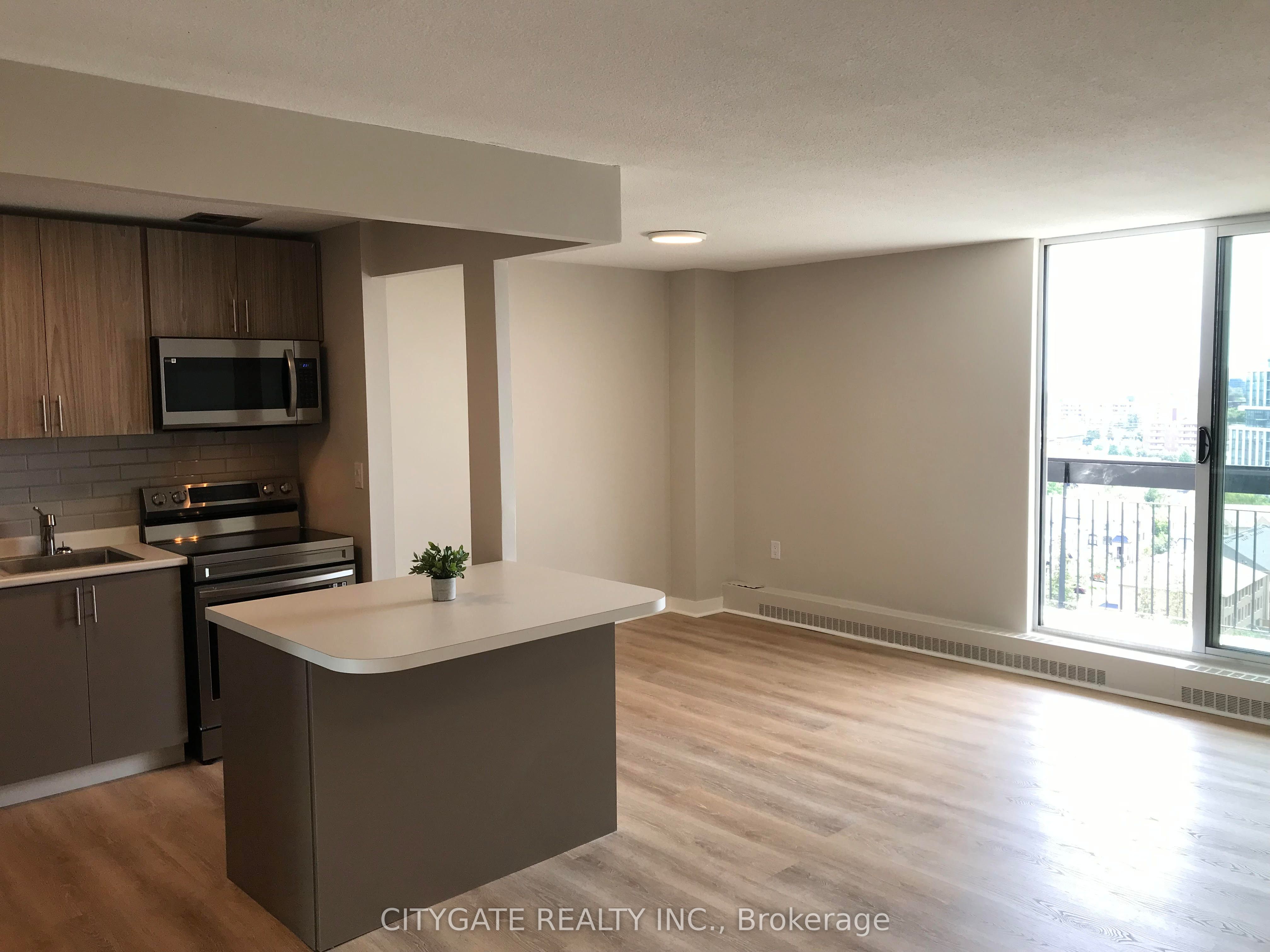 1100 Caven Street PH10