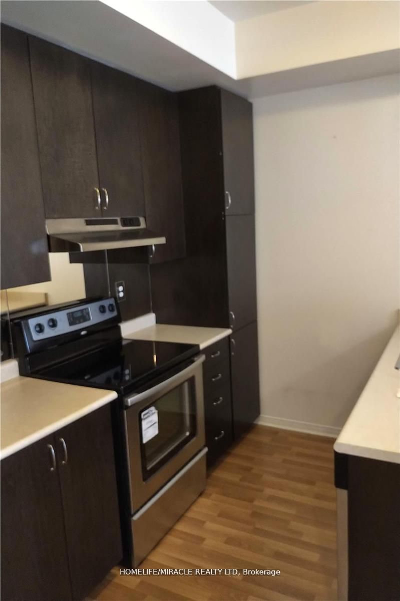 60 Fairwood Circle 76