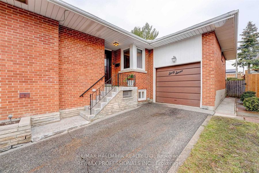 67 Saskatoon Drive LOWER