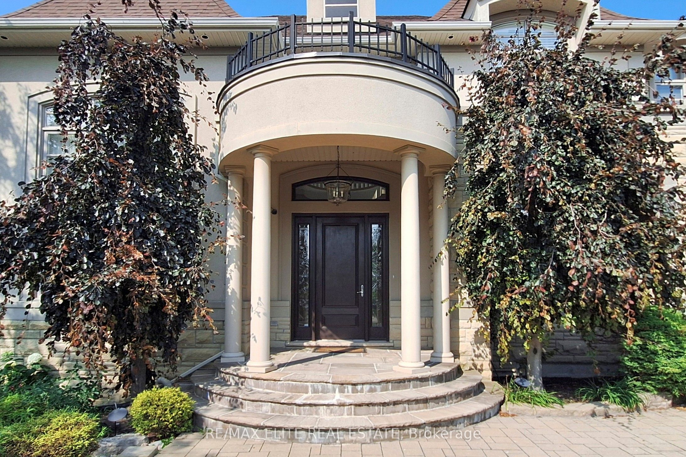 59 Carisbrooke Circle
