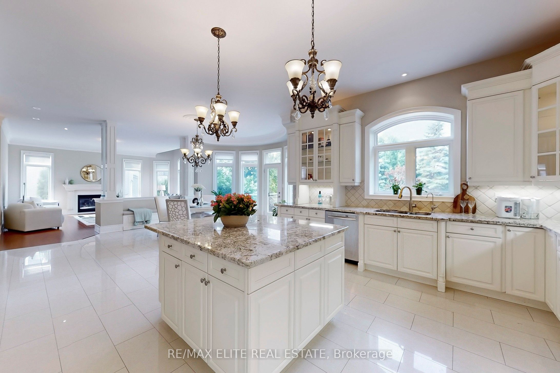 59 Carisbrooke Circle