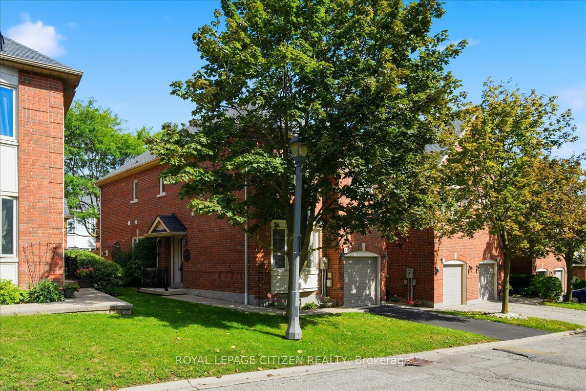 255 Shaftsbury Avenue 43