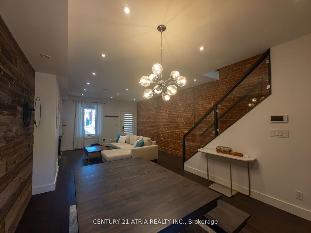 Photo of 329A Clinton Street, Toronto, ON M6G 2Y7 (MLS # C12432411)
