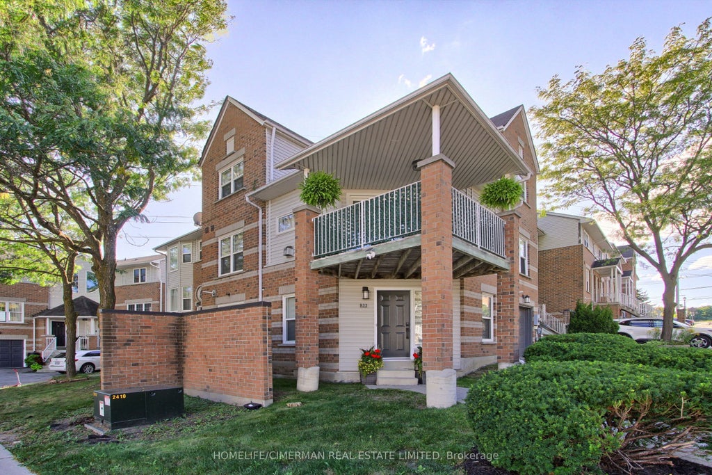 Photo of 30 Brandy Lane Way, Newmarket, ON L3Y 8P7 (MLS # N13792586)