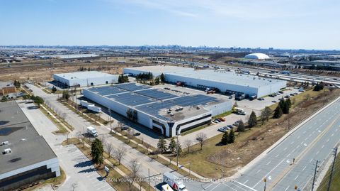 520 Abilene Drive Mississauga ON L5T 2H7