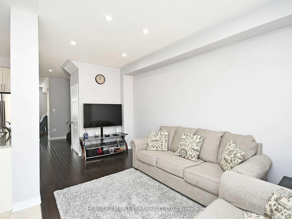 Photo of 76 Rockman Crescent, Brampton, ON L7A 3Z9 (MLS # W12607822)