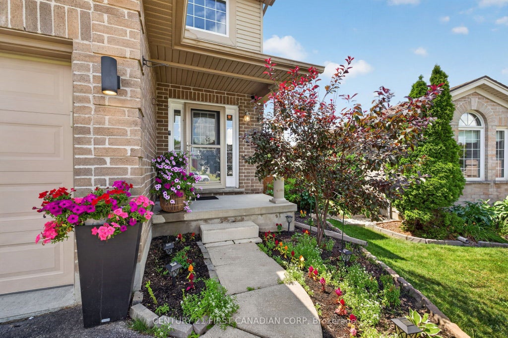 Photo of 1213 Smither Road, London North, ON N6G 0C2 (MLS # X13788182)