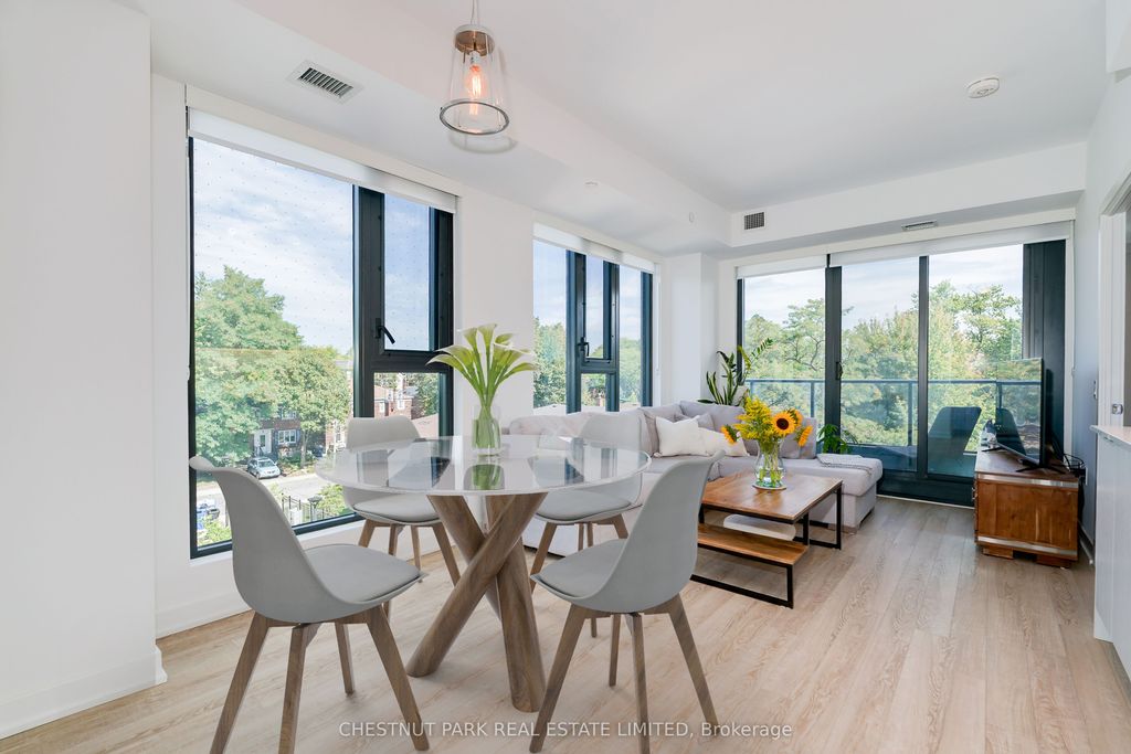 Photo of 250 Lawrence Avenue W #406, Toronto, ON M5M 1B1 (MLS # C12414093)