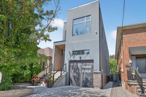 10 Rexford Road Toronto ON M6S 2M3