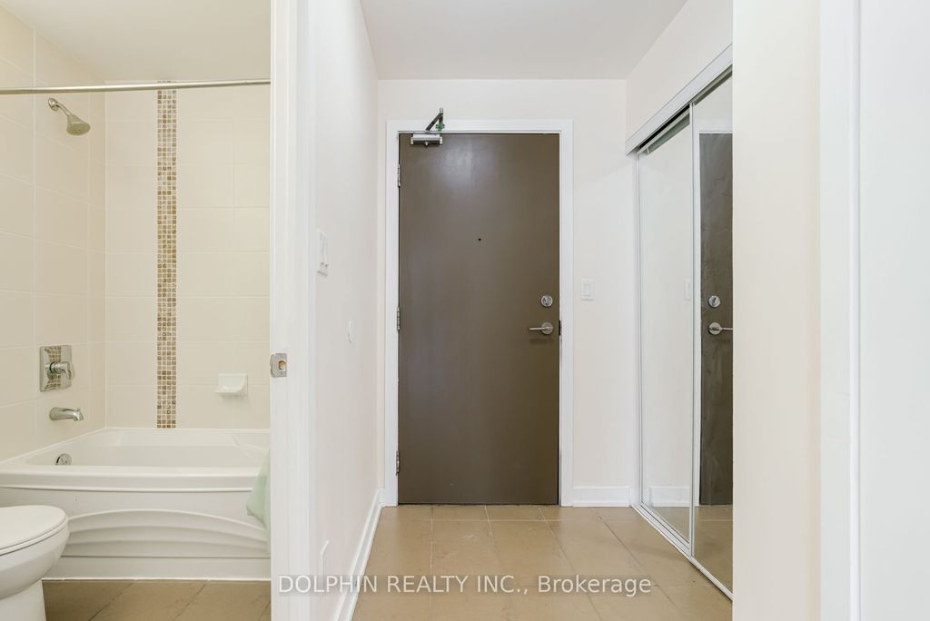 Photo of 4065 Brickstone Mews #1806, Mississauga, ON L5B 0G3 (MLS # W12788234)