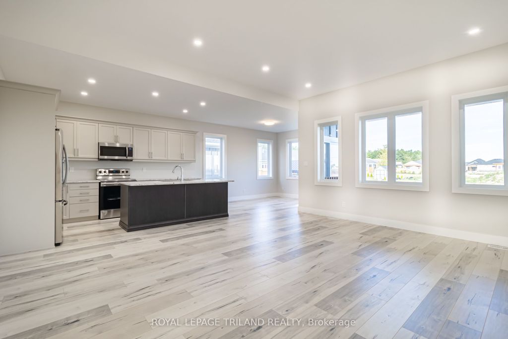 Photo of 26 Tattersall Lane, Lambton Shores, ON N0M 1T0 (MLS # X12588282)