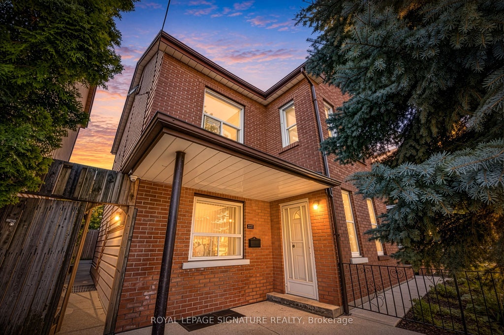 Photo of 212 Lippincott Street, Toronto, ON M5S 2P5 (MLS # C13885852)