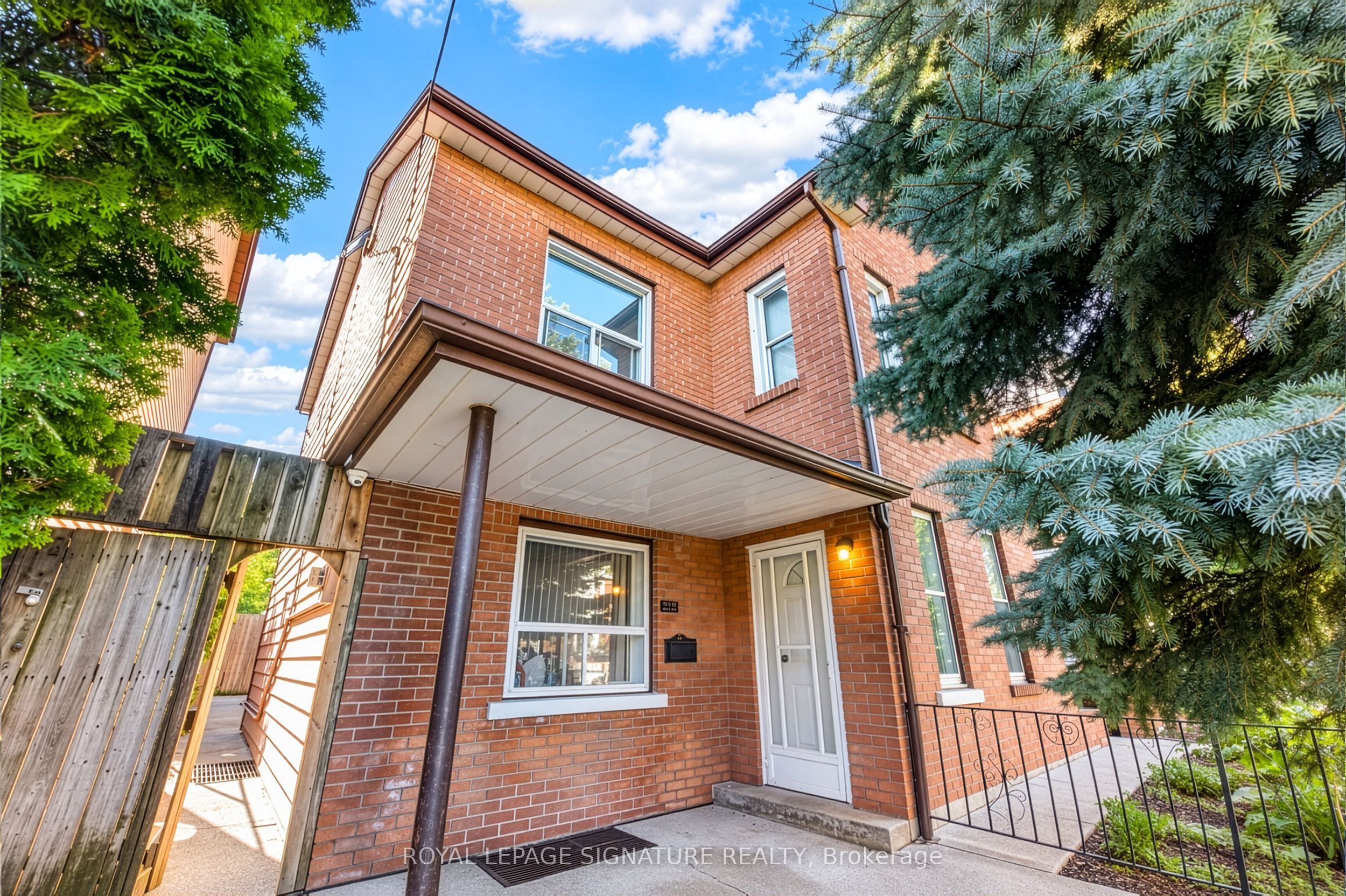 212 Lippincott Street