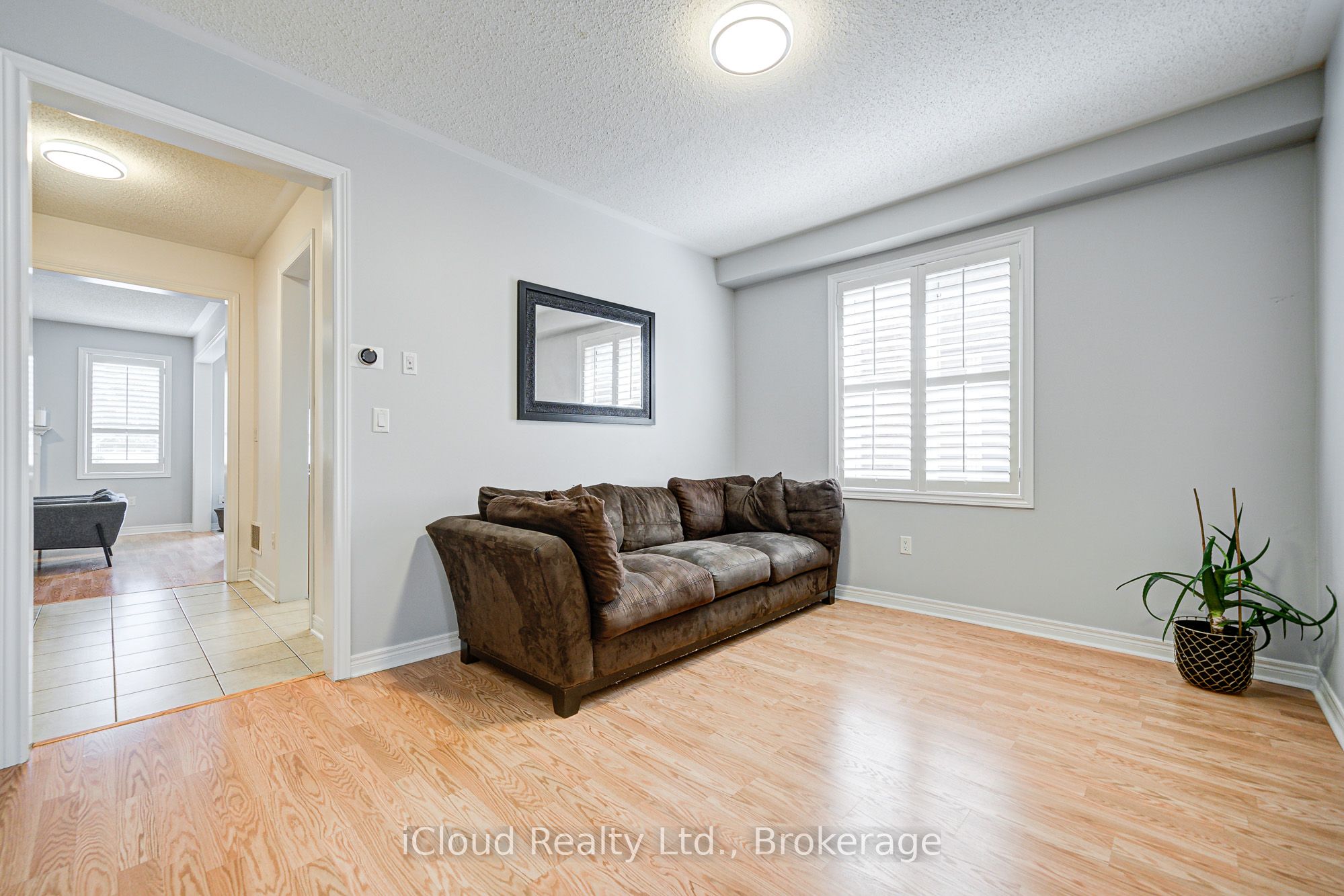 29 Teal Crest Circle