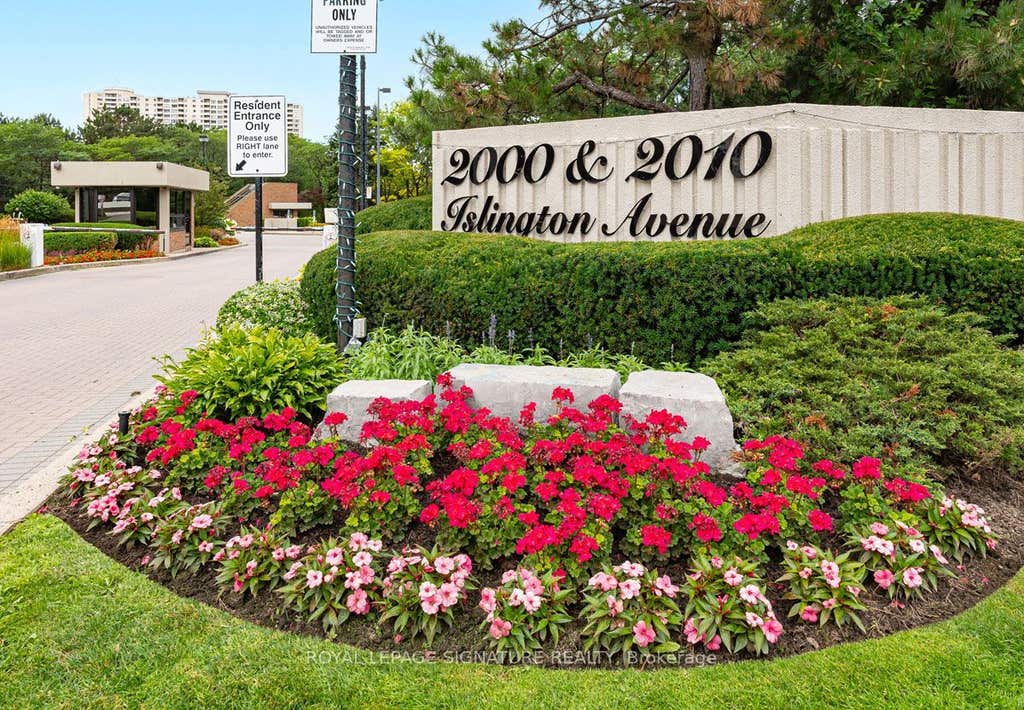 Photo of 2000 Islington Avenue #1912, Toronto, ON M9P 3S7 (MLS # W13632772)