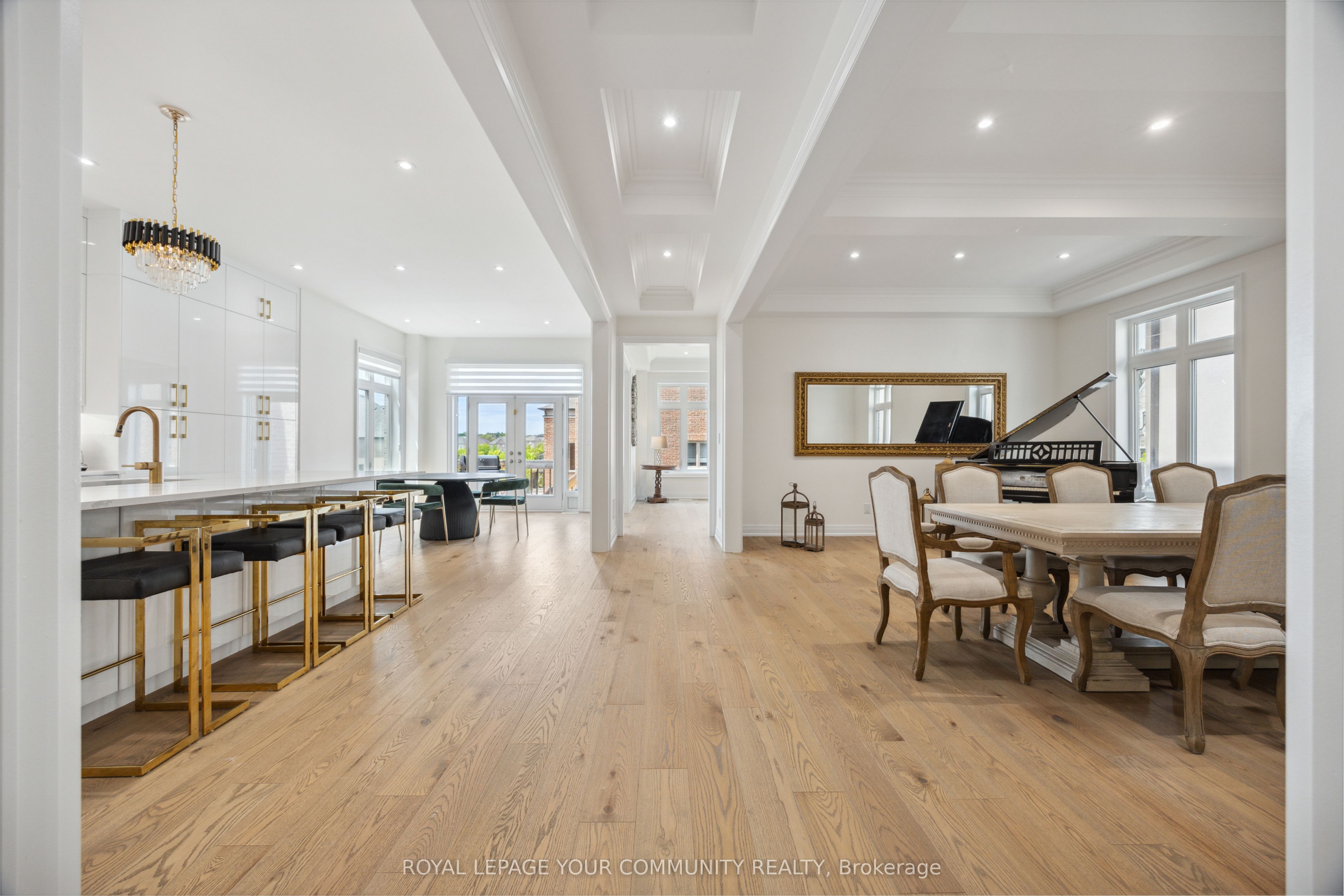 18 Casavant Court