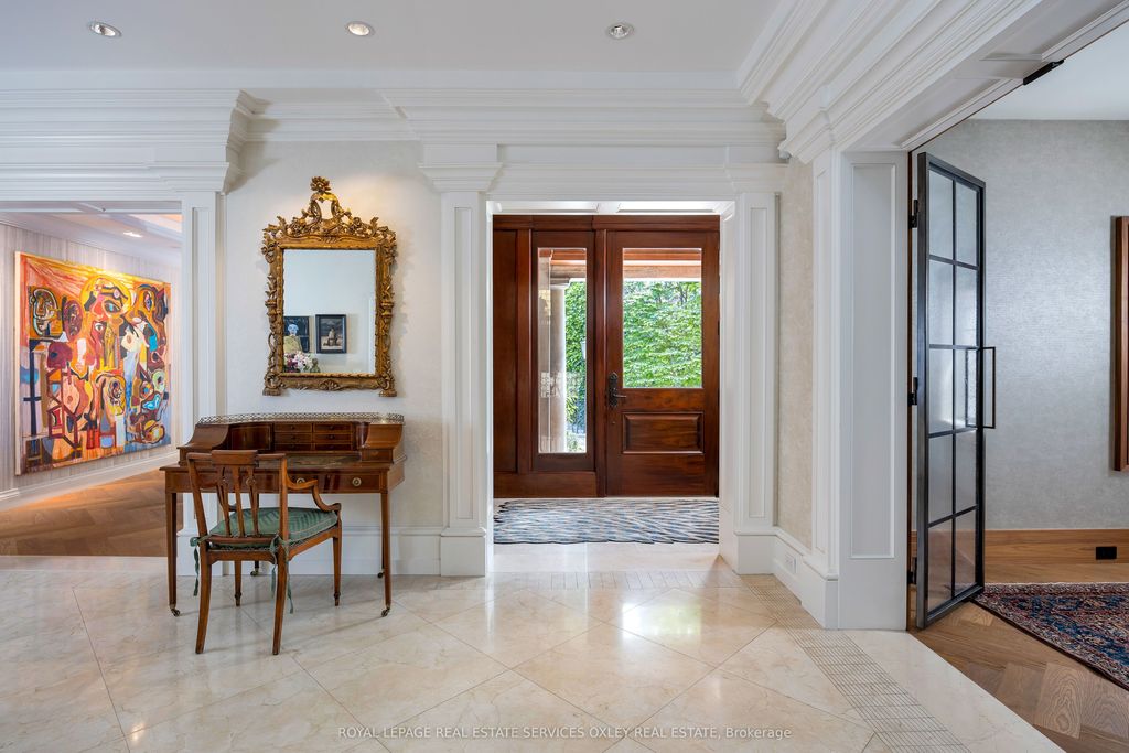 Photo of 5 Thornwood Road, Toronto, ON M4W 2R8 (MLS # C12737252)