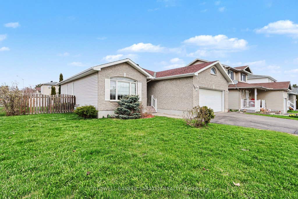 Photo of 105 Mclachlin Street S, Arnprior, ON K7S 3Y5 (MLS # X13051404)