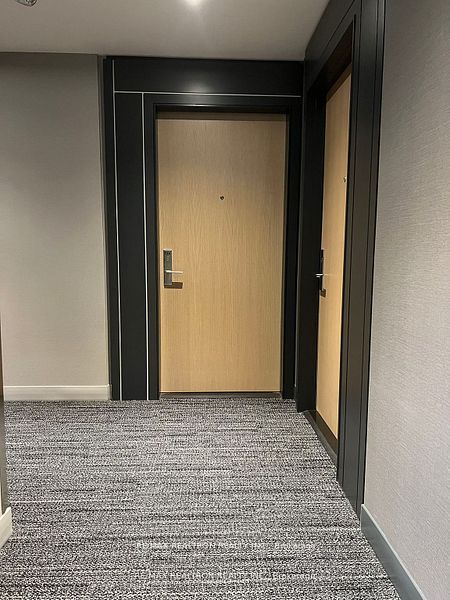 357 King Street W 1504