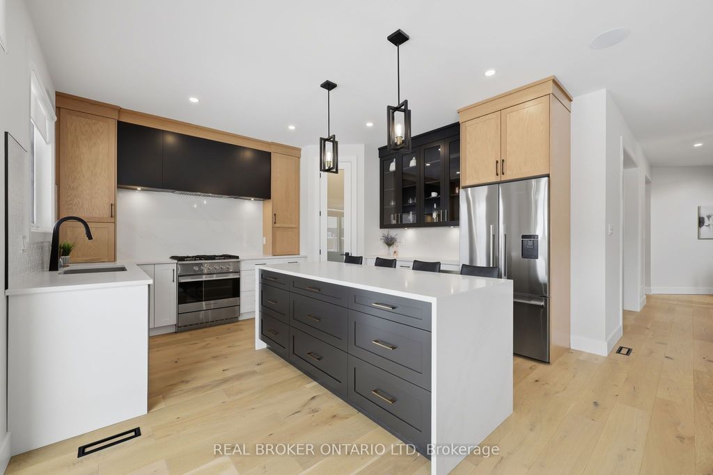 Photo of 1600 Medway Park Drive, London North, ON N6G 3W1 (MLS # X12862522)