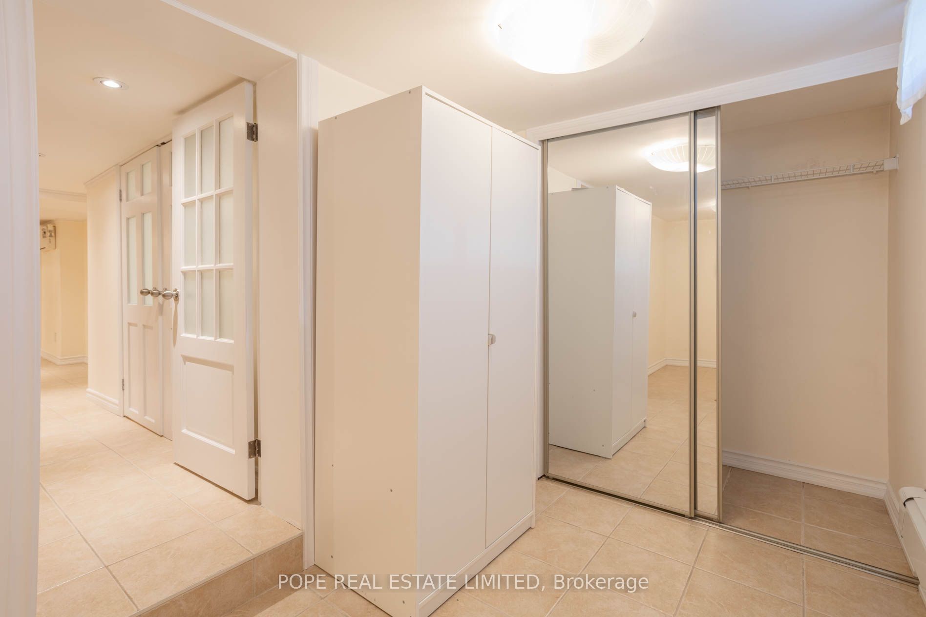 447 Roxton Road BSMT