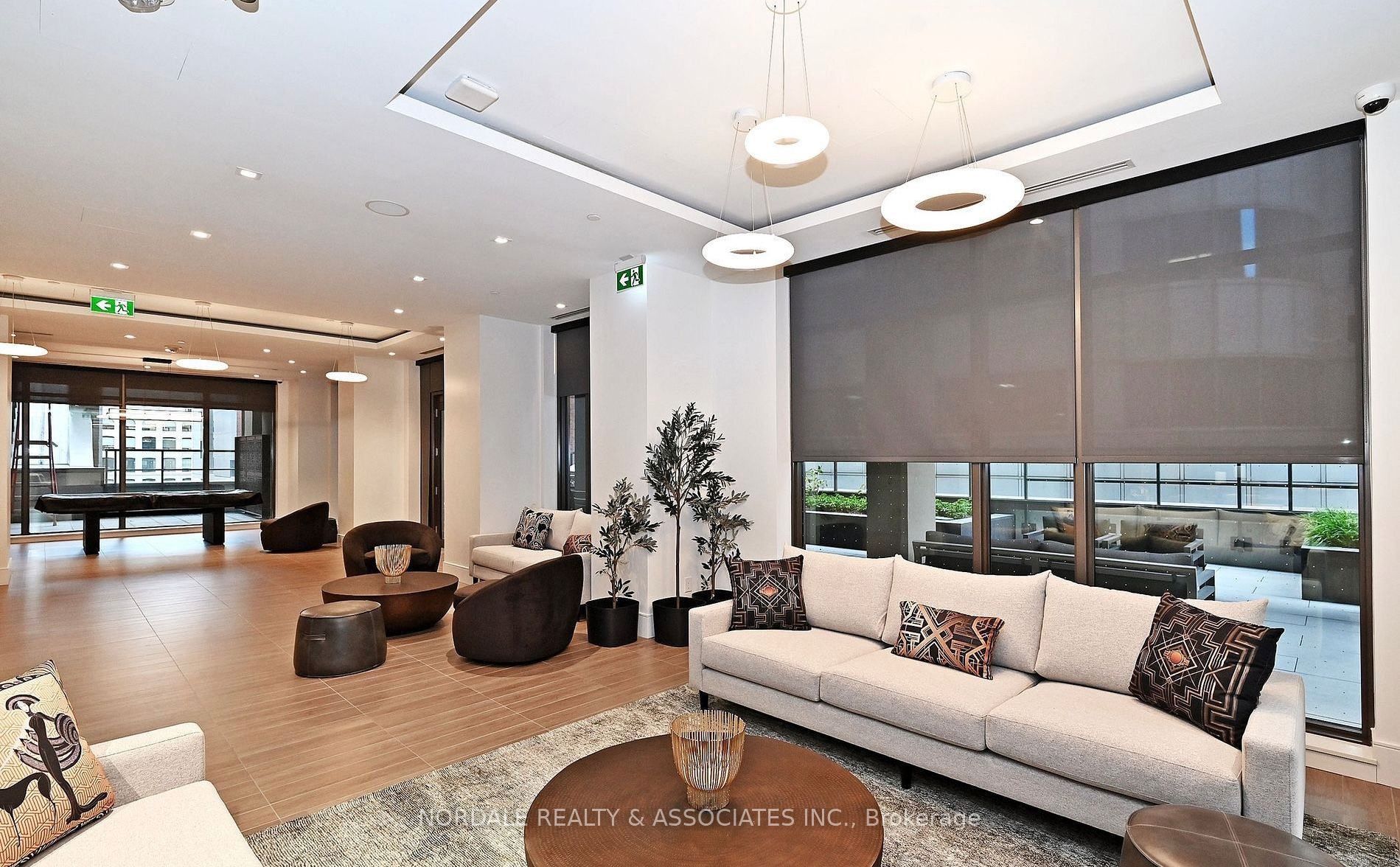 8 Widmer Street SPH12