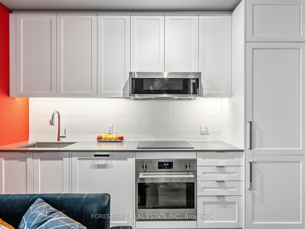 Photo of 250 Lawrence Avenue W #703, Toronto, ON M5M 1B2 (MLS # C13865720)