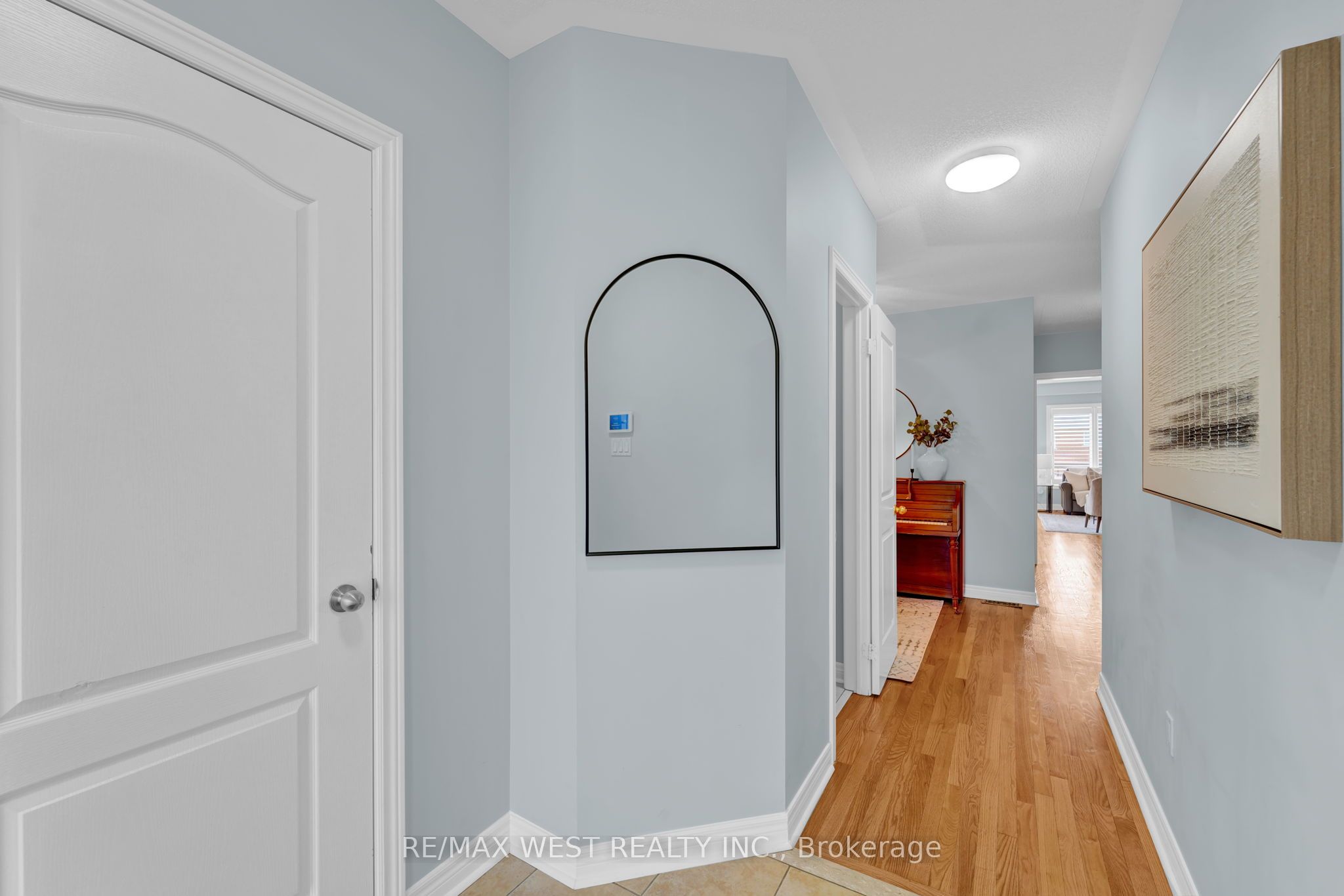 121 Carrier Crescent