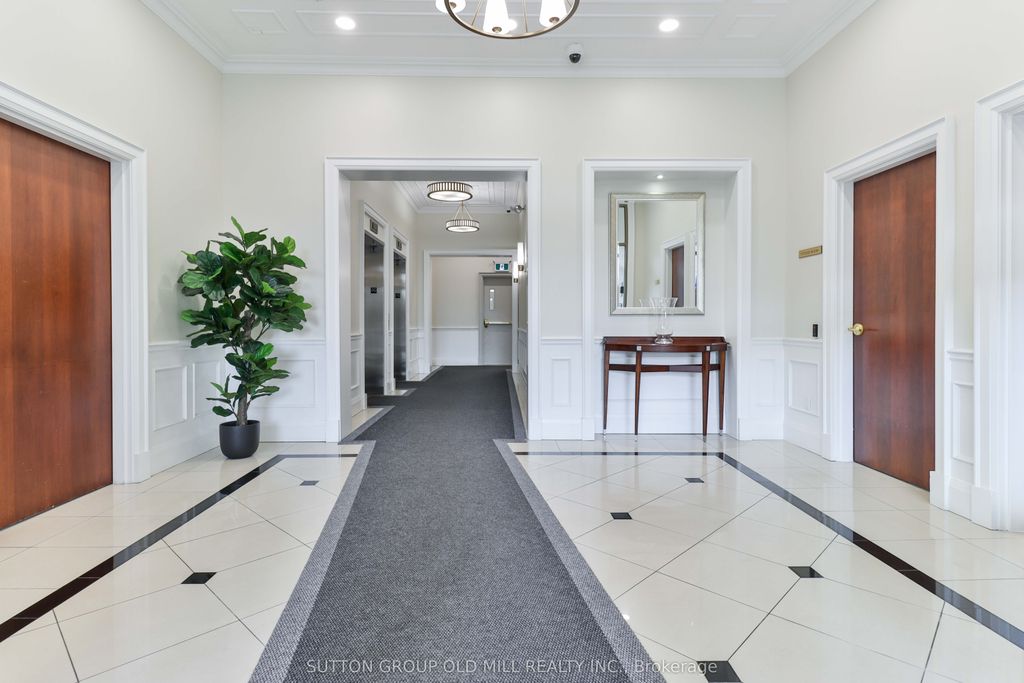 Photo of 4196 Dundas Street W #207, Toronto, ON M8X 0A3 (MLS # W12575576)