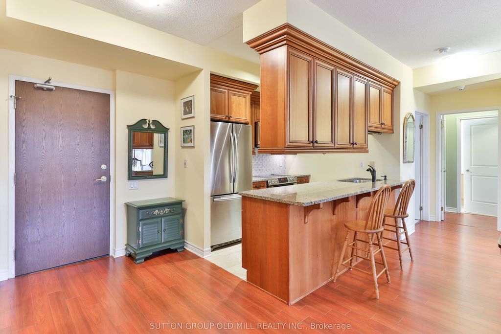 Photo of 4196 Dundas Street W #207, Toronto, ON M8X 0A3 (MLS # W12575576)