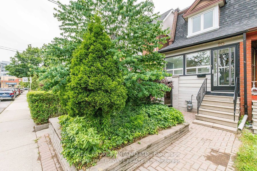 Photo of 20 Golden Avenue W, Toronto, ON M6R 2J4 (MLS # W14108650)