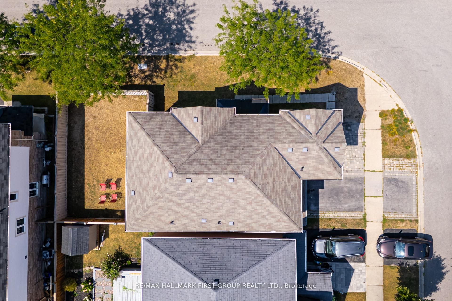 35 Elliottglen Drive