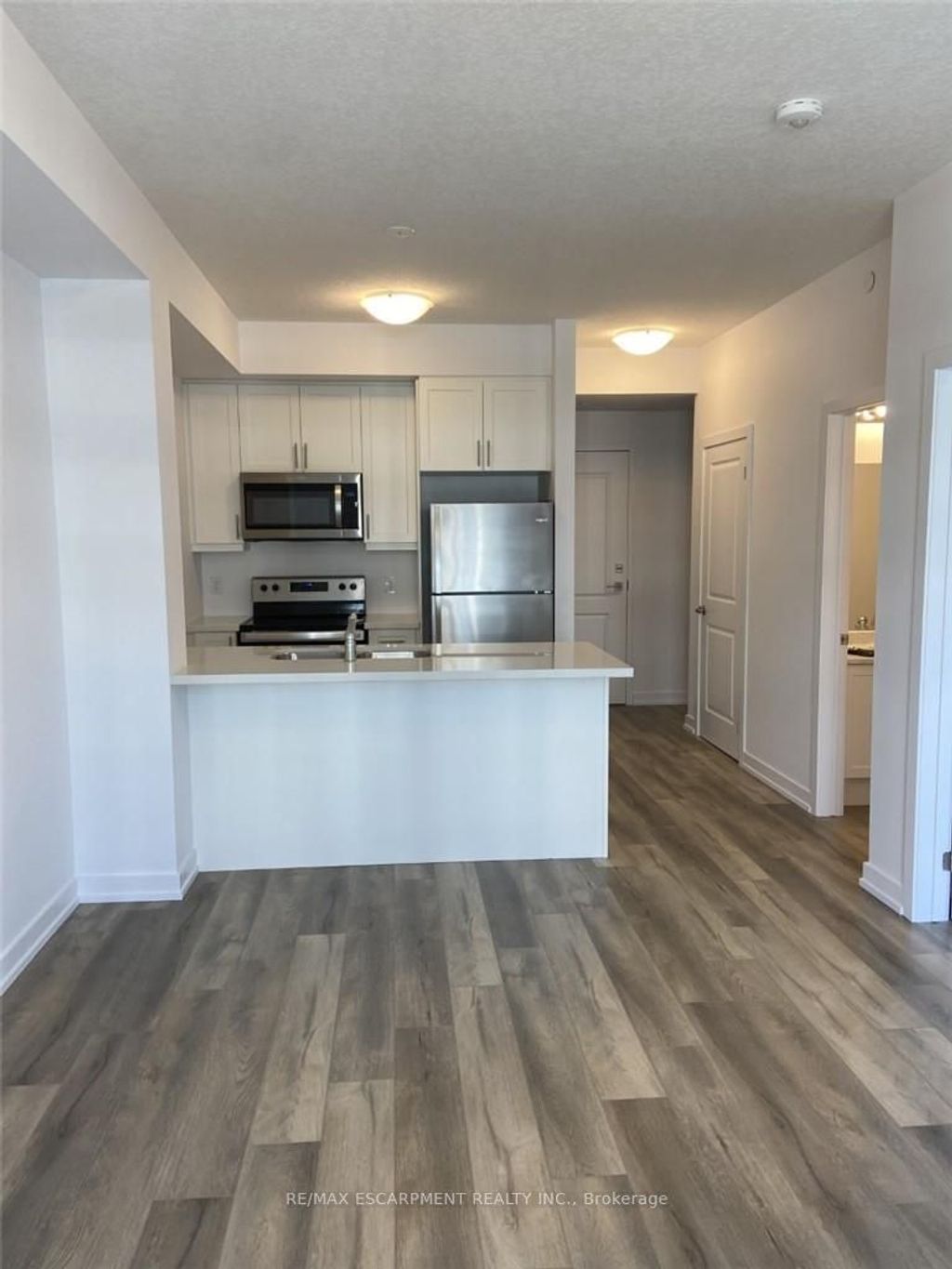 Photo of 5055 Greenlane Road #424, Lincoln, ON L0R 1B3 (MLS # X12401903)