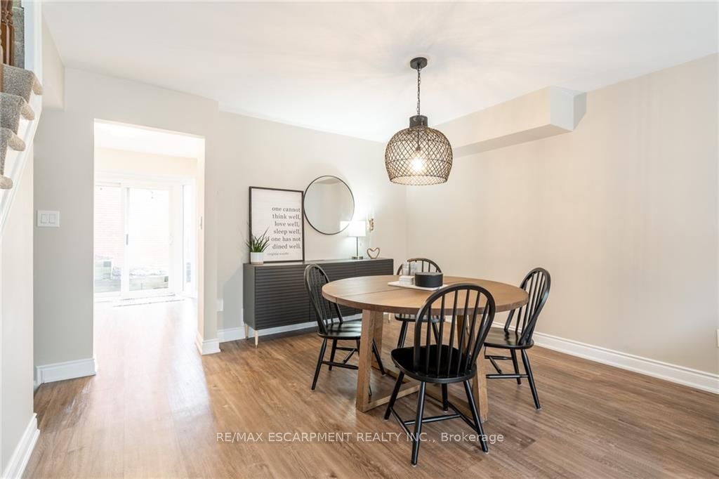 895 Maple Avenue 118