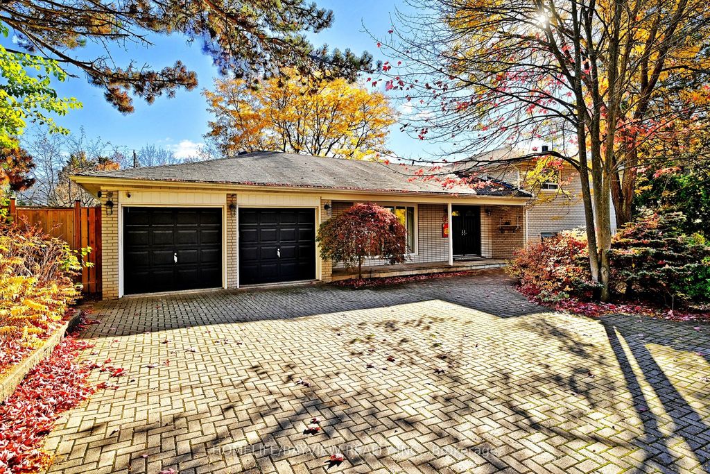 Photo of 3 Wildrose Crescent, Markham, ON L3T 1N6 (MLS # N12487059)