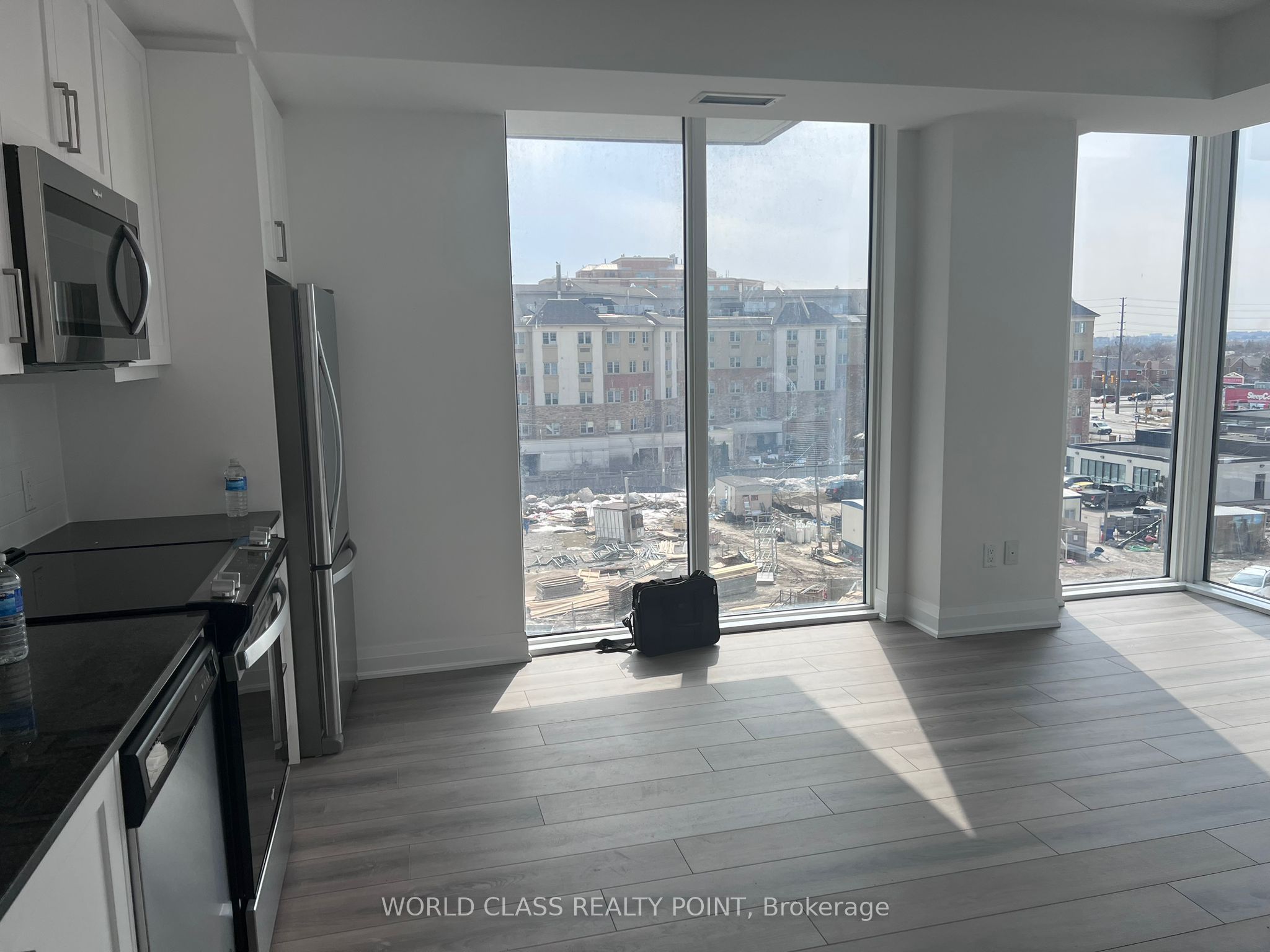 20 Gatineau Drive 408
