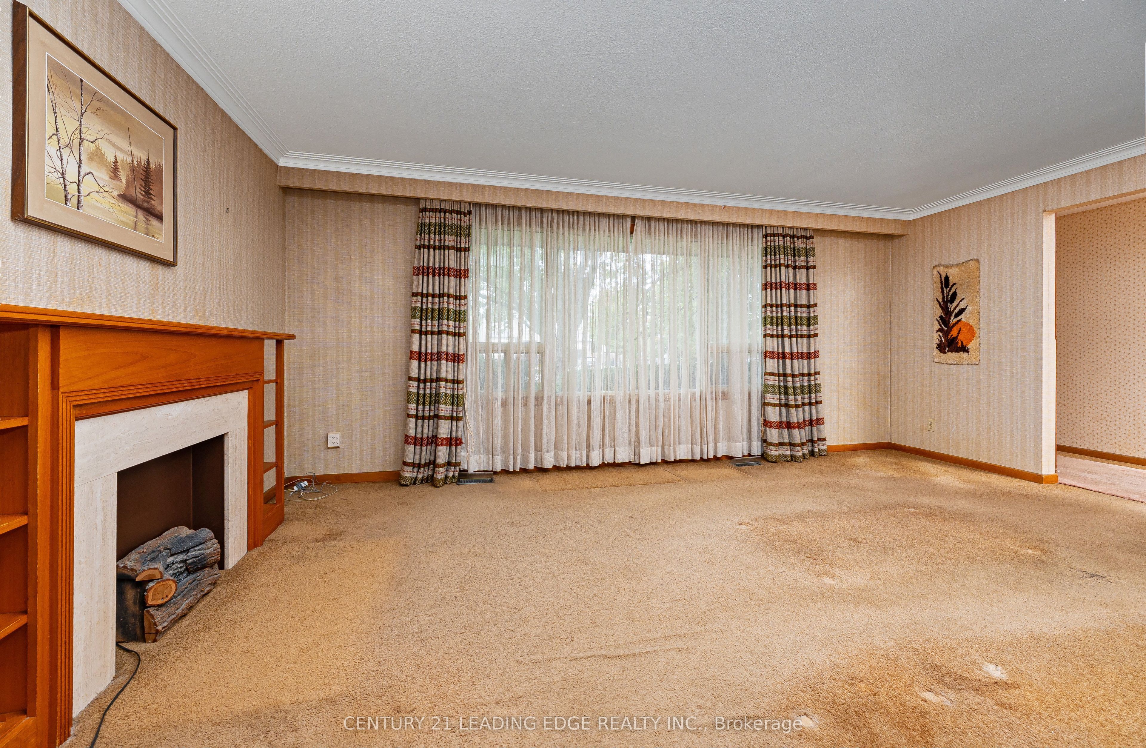 93 Lee Avenue