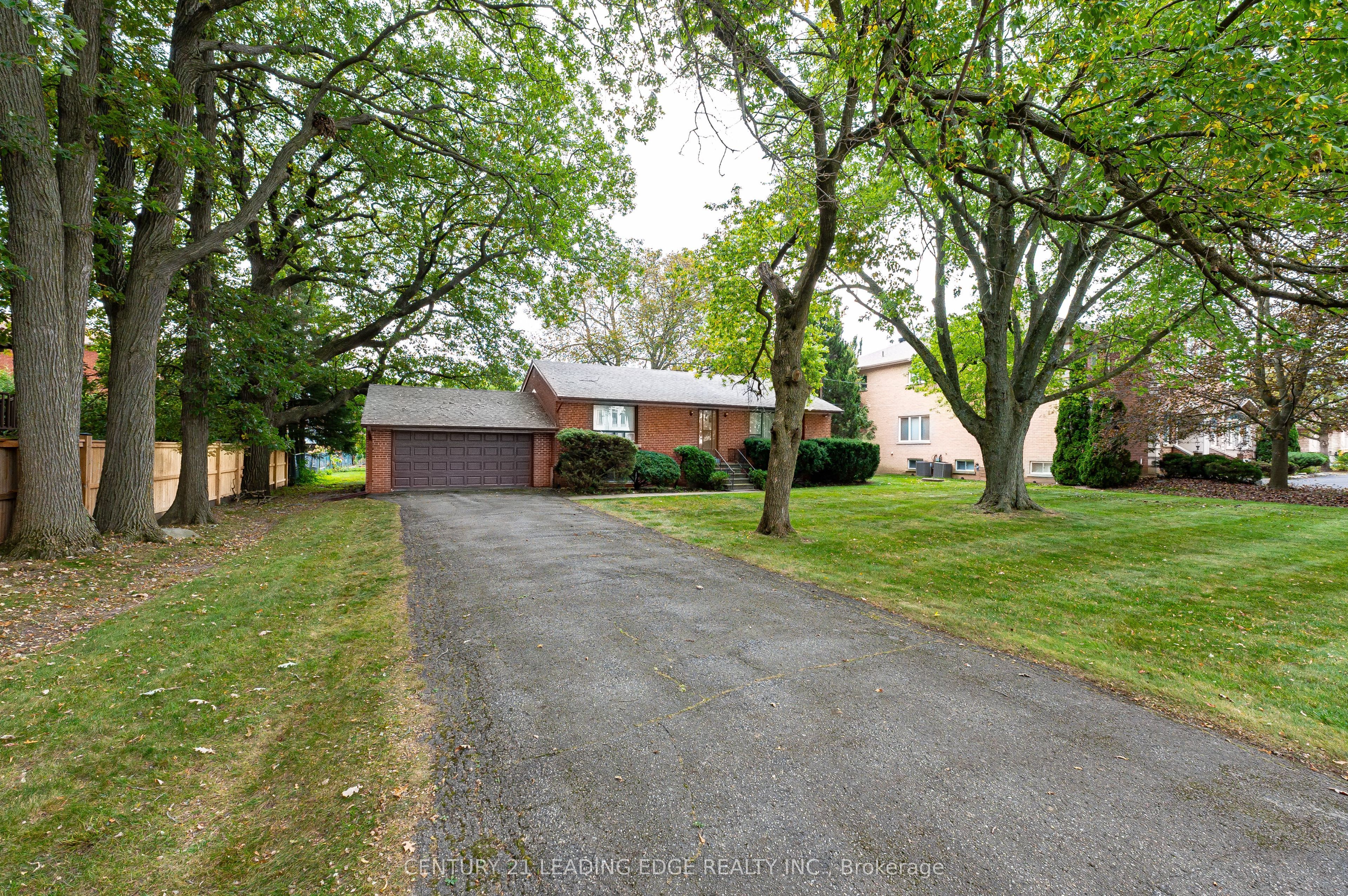 93 Lee Avenue