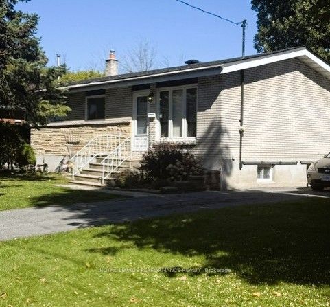 Photo of 418 Bellevue Crescent, Cornwall, ON K6H 5M9 (MLS # X13831156)