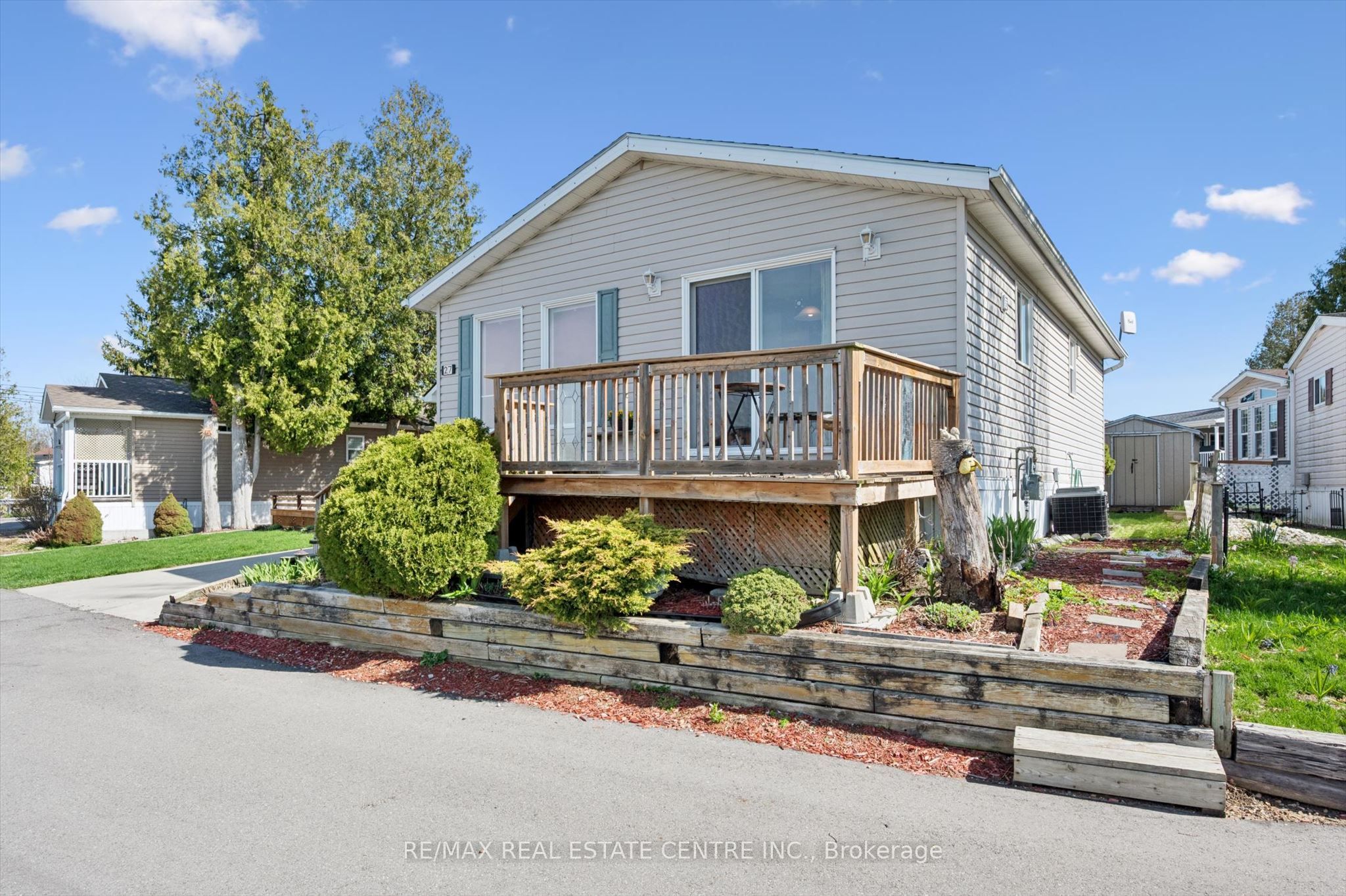27 Trillium Beach Pvt Drive