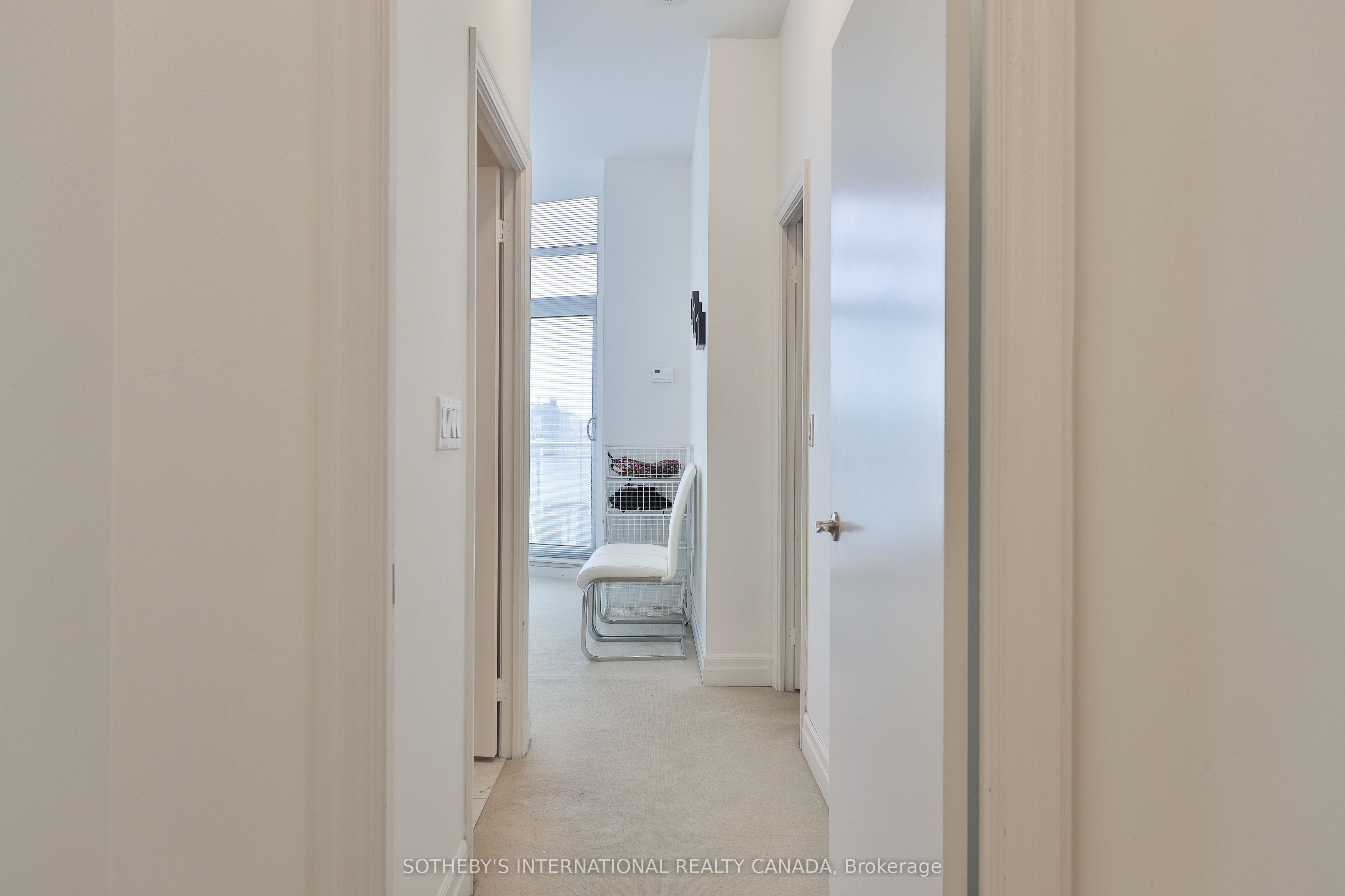8 Scollard Street Ph 201