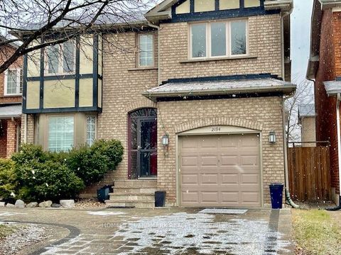 2194 Oak Bliss Crescent Oakville ON L6M 3K1