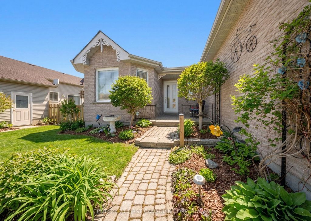 Photo of 257 Fennel Street, Blandford-Blenheim, ON N0J 1S0 (MLS # X12846328)