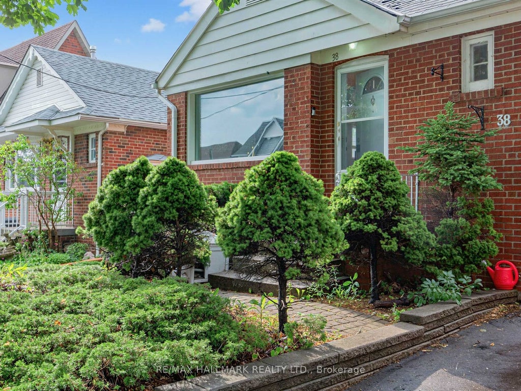 Photo of 38 Ypres Road, Toronto, ON M6M 1N9 (MLS # W13757836)