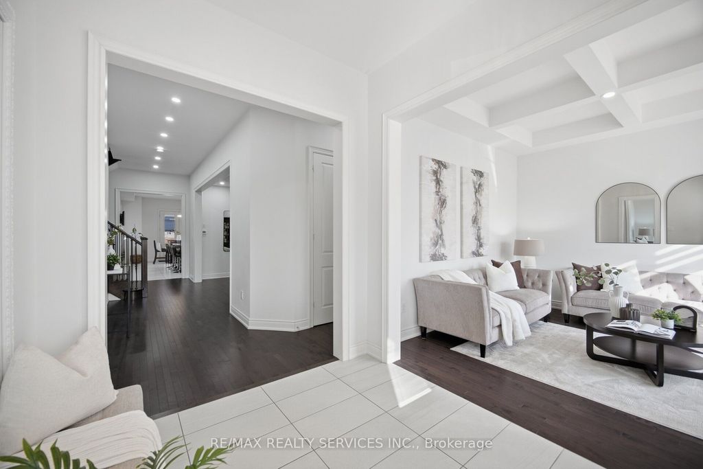 Photo of 67 Degrey Drive, Brampton, ON L6P 0L2 (MLS # W13038308)