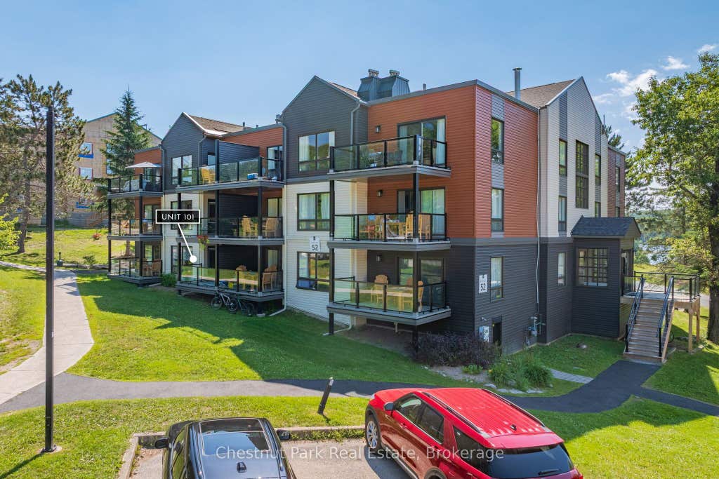 Photo of 1235 Deerhurst Summit Drive #52-101, Huntsville, ON P1H 2E8 (MLS # X13537984)