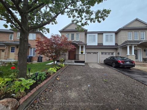 72 Starhill Crescent Brampton ON L6R 2W1