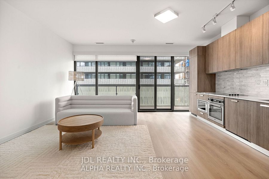 50 Charles St East Street 4307
